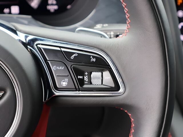 2023 Bentley Bentayga V6 Oshkosh WI