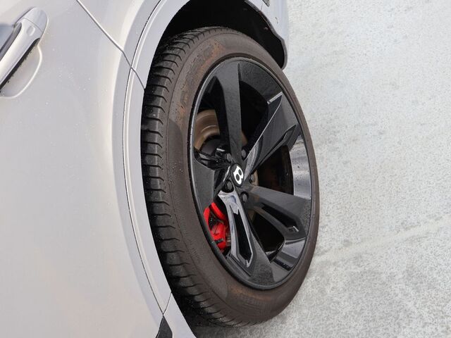 2023 Bentley Bentayga V6 Oshkosh WI