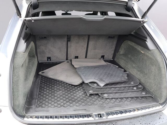 2023 Bentley Bentayga V6 Oshkosh WI