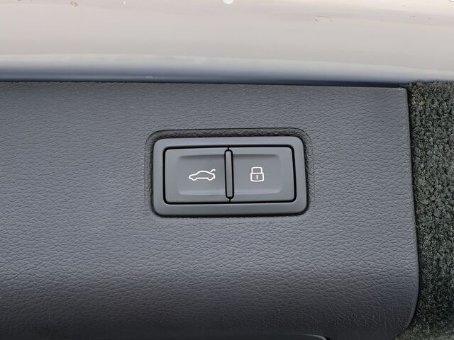 2023 Bentley Bentayga V6 Oshkosh WI