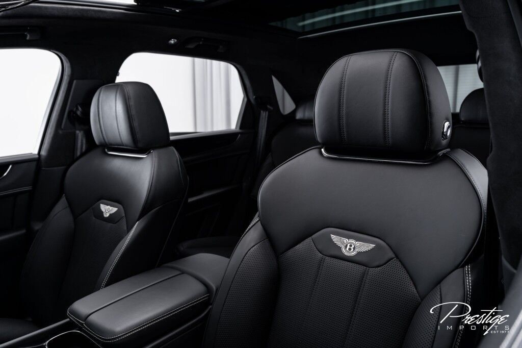 2023 Bentley Bentayga V8 North Miami Beach FL