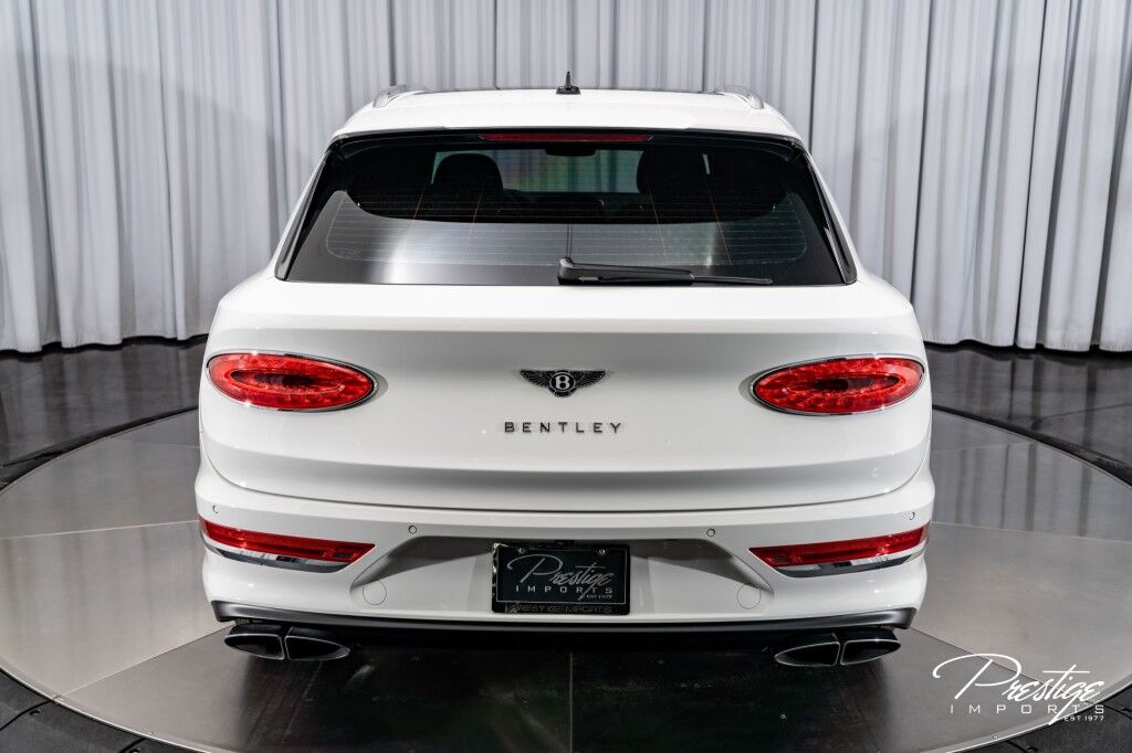 2023 Bentley Bentayga V8 North Miami Beach FL