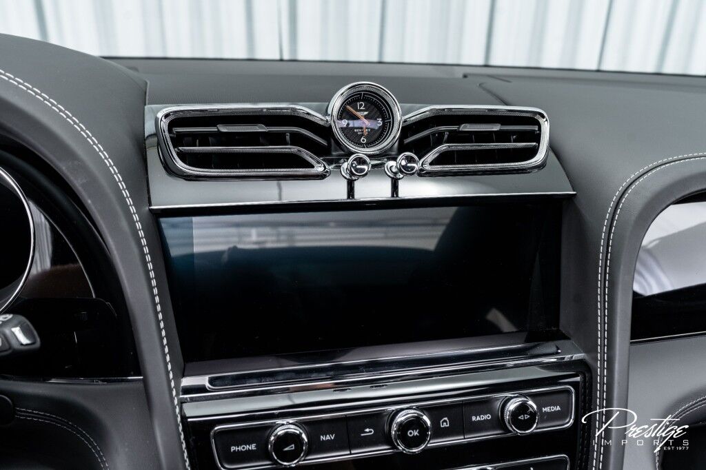 2023 Bentley Bentayga V8 North Miami Beach FL