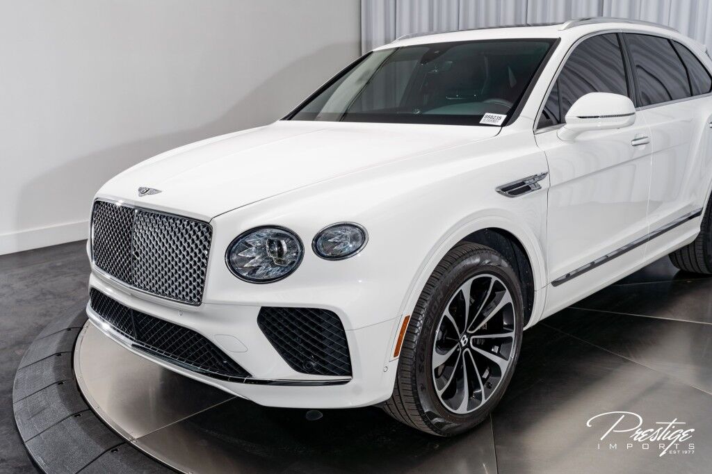 2023 Bentley Bentayga V8 North Miami Beach FL