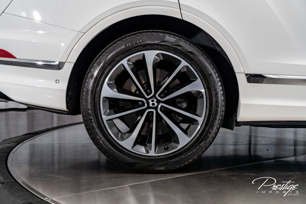 2023 Bentley Bentayga V8 North Miami Beach FL