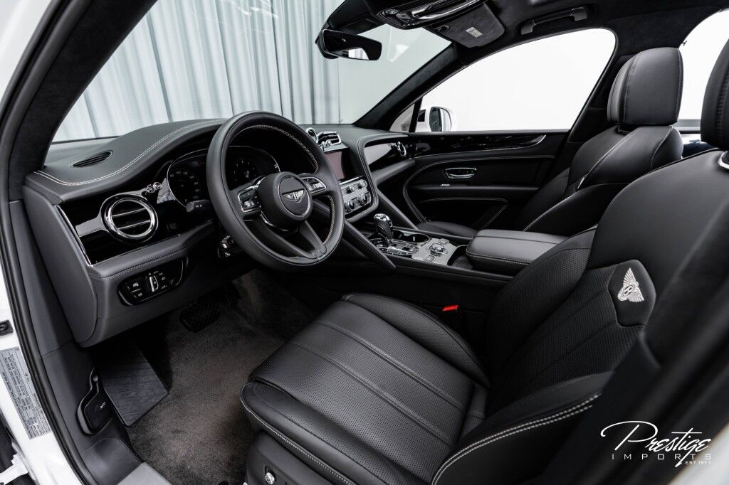 2023 Bentley Bentayga V8 North Miami Beach FL