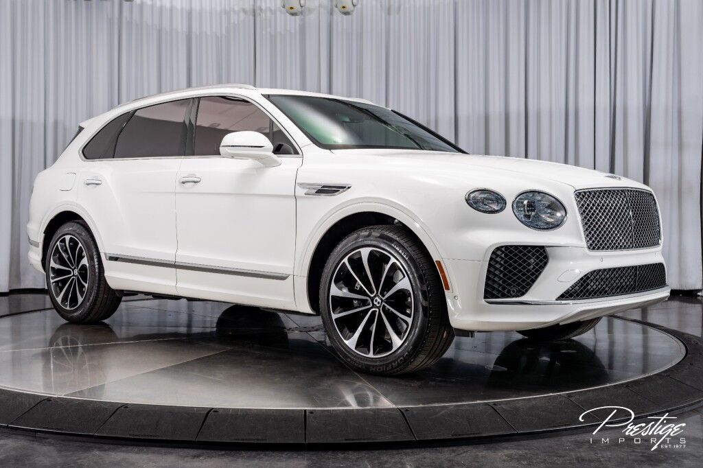 2023 Bentley Bentayga V8 North Miami Beach FL