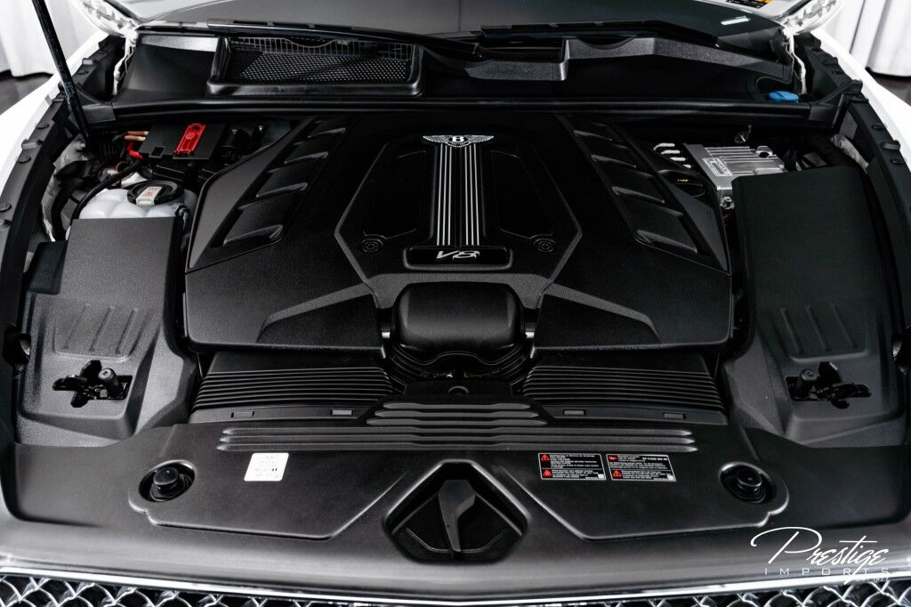 2023 Bentley Bentayga V8 North Miami Beach FL