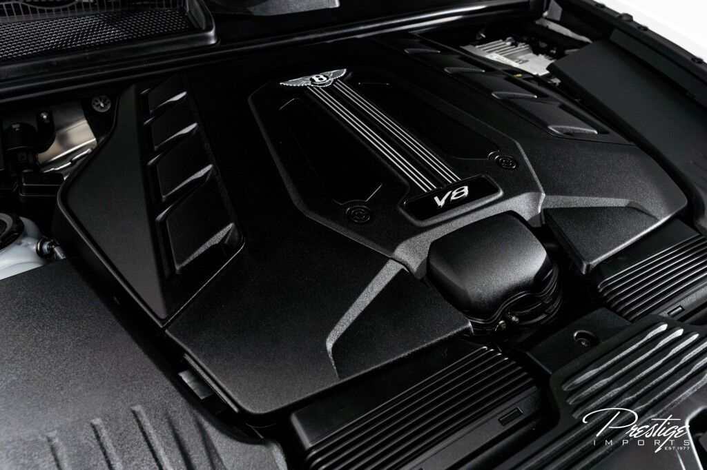 2023 Bentley Bentayga V8 North Miami Beach FL