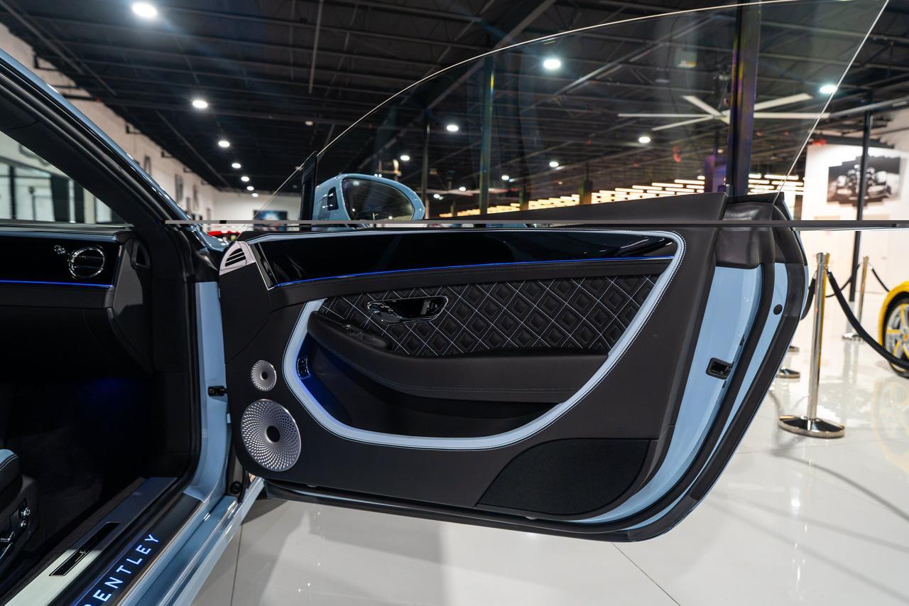 2023 Bentley Continental GT Mulliner W12 Jetstream II paint,Bang & Olufsen audio,Blackline Specification AND MUCH MORE!! Fort Lauderdale FL