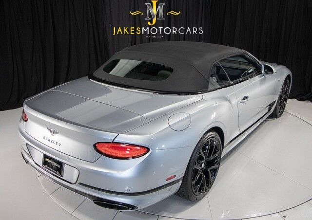 2023 Bentley Continental GTC Speed ($370,000 MSRP!) *ONLY 1700 MILES* *$50,000 IN OPTIONS* *$14,000 SPECIAL ORDER COLOR* San Diego CA