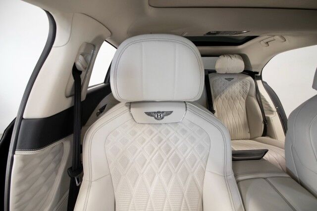 2023 Bentley Flying Spur Azure ($285,310 MSRP!!) *BIG OPTION LIST* *BLACKOUT PACKAGE* *REFRIGERATED COOLER* San Diego CA