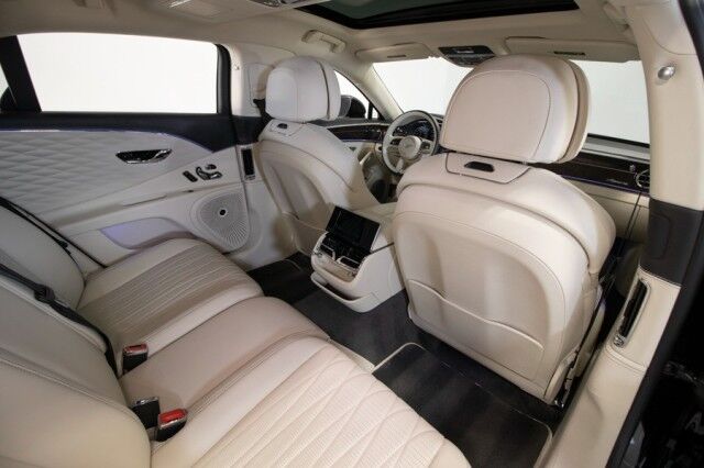 2023 Bentley Flying Spur Azure ($285,310 MSRP!!) *BIG OPTION LIST* *BLACKOUT PACKAGE* *REFRIGERATED COOLER* San Diego CA