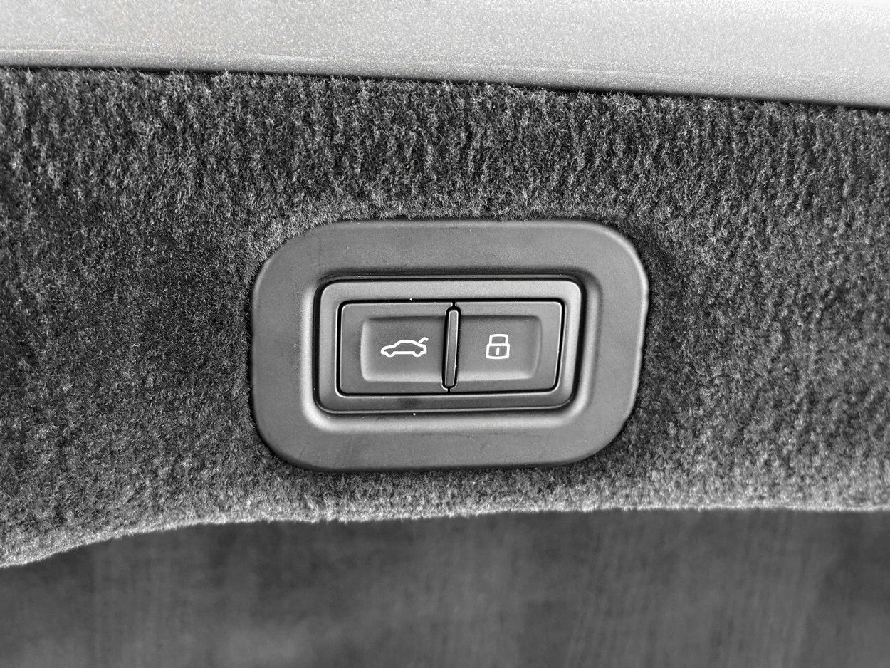 2023 Bentley Flying Spur Azure Bellevue WA