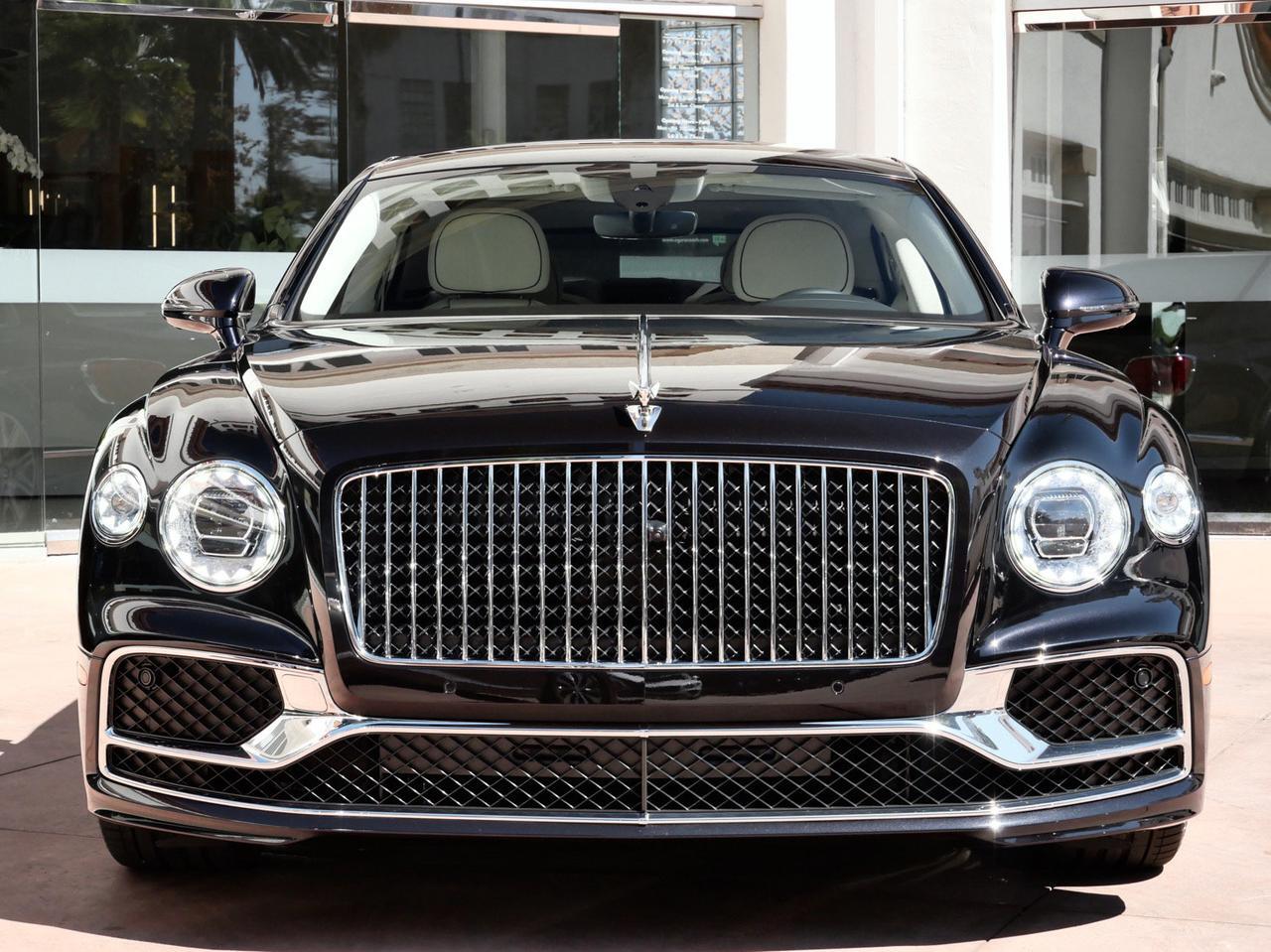 2023 Bentley Flying Spur Hybrid Lawrence KS
