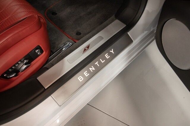 2023 Bentley Flying Spur S Hybrid ($293,730 MSRP!!) *$50,505 IN FACTORY OPTIONS* *ONLY 5400 MILES* *ICE ON HOTSPUR RED* San Diego CA