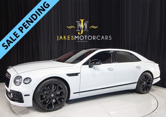 2023 Bentley Flying Spur S Hybrid ($293,730 MSRP!!) *$50,505 IN FACTORY OPTIONS* *ONLY 5400 MILES* *ICE ON HOTSPUR RED*