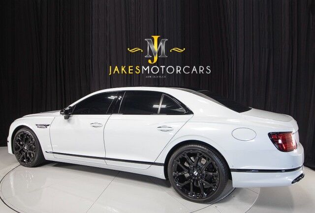 2023 Bentley Flying Spur S Hybrid ($293,730 MSRP!!) *$50,505 IN FACTORY OPTIONS* *ONLY 5400 MILES* *ICE ON HOTSPUR RED* *SAVE $104,000 OFF NEW* San Diego CA