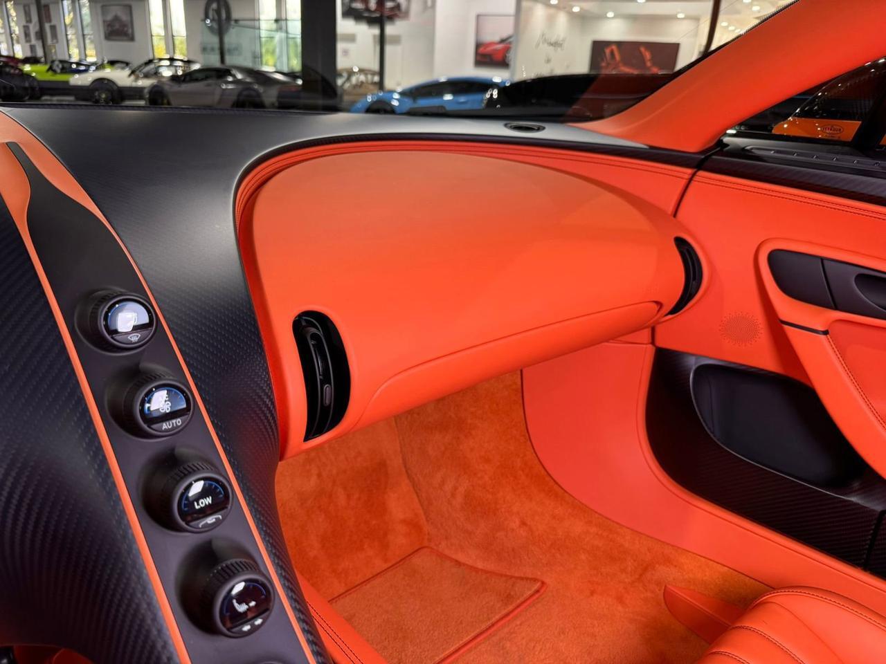 2023 Bugatti Chiron Pur Sport 1/60 for the world, full exposed carbon body/wheels!! Fort Lauderdale FL