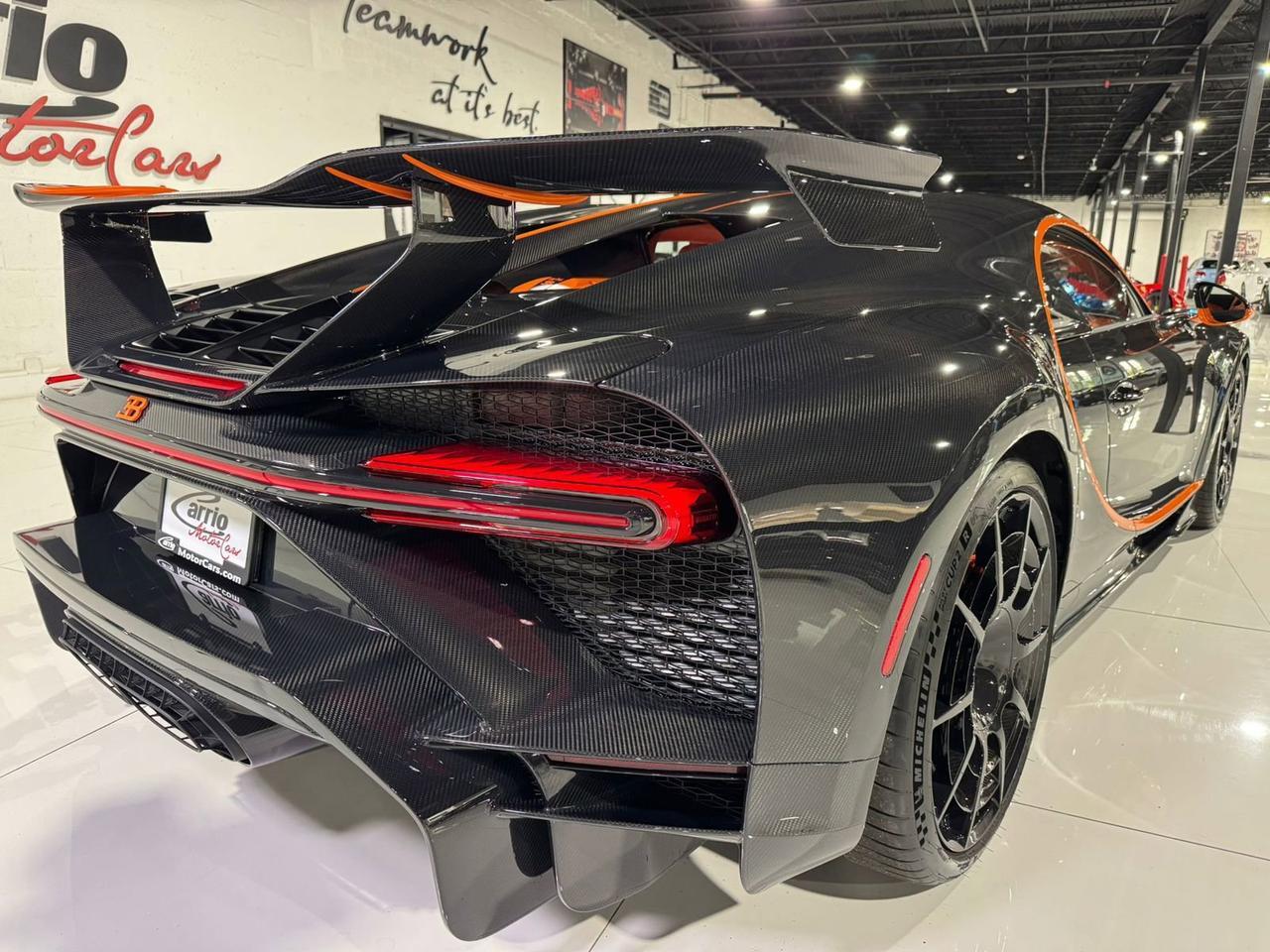 2023 Bugatti Chiron Pur Sport 1/60 for the world, full exposed carbon body/wheels!! Fort Lauderdale FL