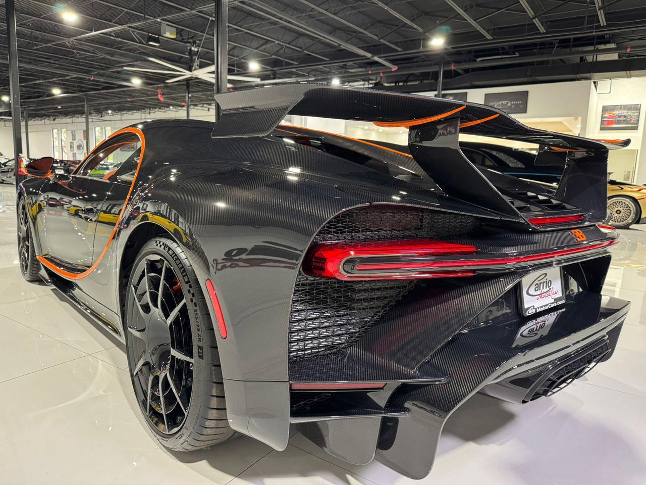 2023 Bugatti Chiron Pur Sport 1/60 for the world, full exposed carbon body/wheels!! Fort Lauderdale FL