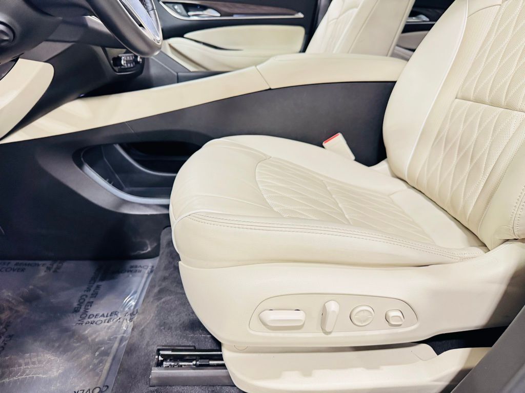 2023 Buick Enclave Avenir Jersey City NJ