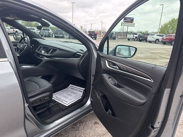 2023 Buick Enclave Avenir Carbondale IL