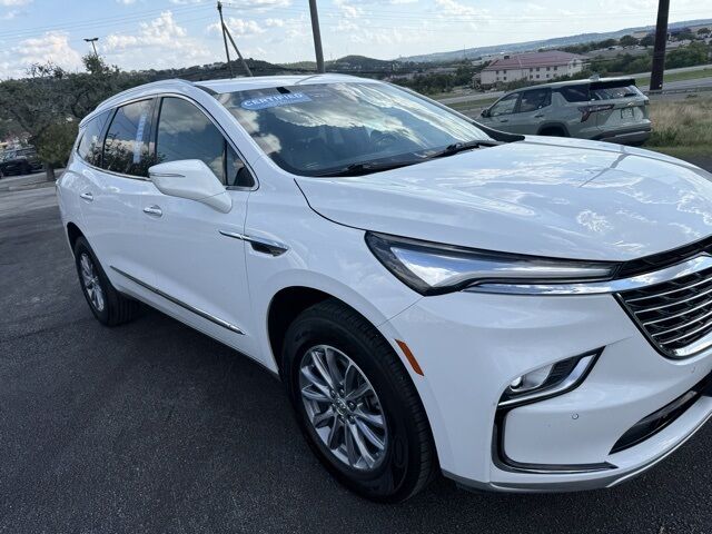 2023 Buick Enclave Essence  TX