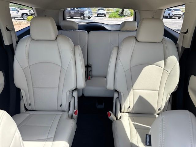 2023 Buick Enclave Essence Kerrville TX