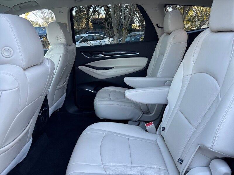 2023 Buick Enclave Essence AWD w/SUNROOF Seffner FL