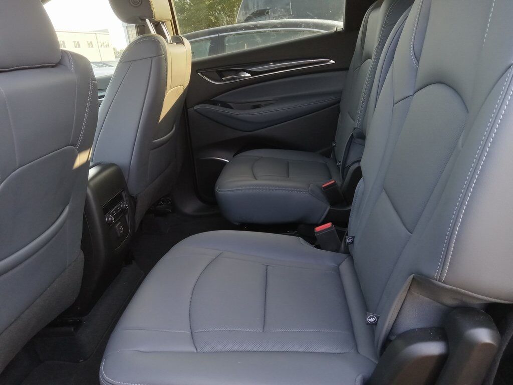 2023 Buick Enclave Essence Akron OH