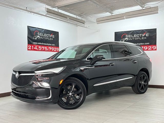 2023 Buick Enclave Essence