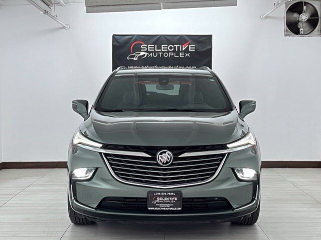 2023 Buick Enclave Essence