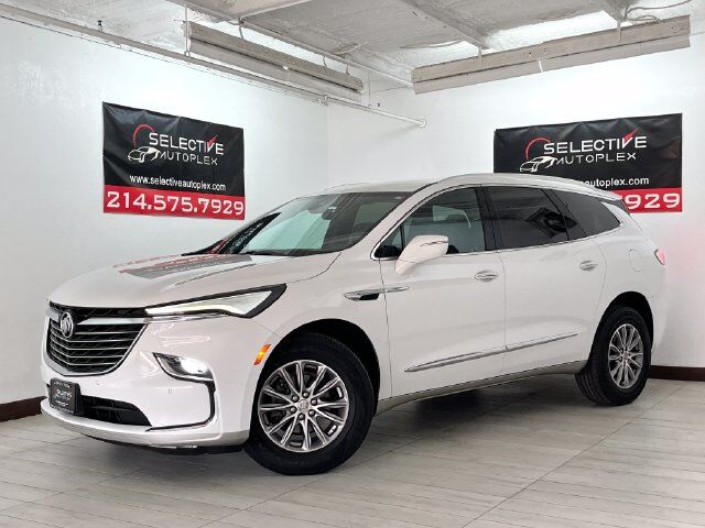 2023 Buick Enclave Essence