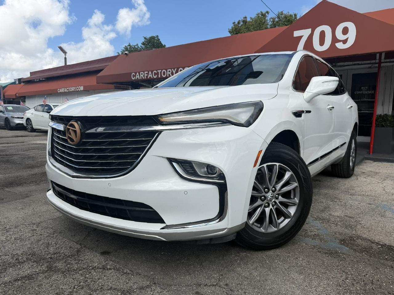 2023 Buick Enclave Essence