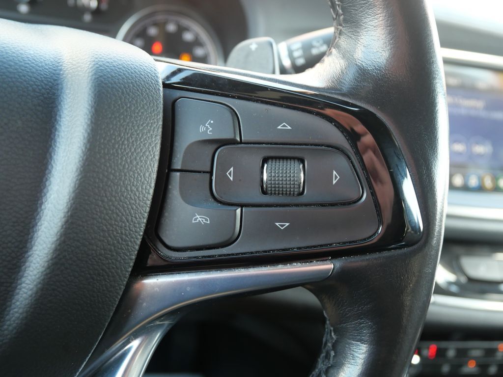 2023 Buick Enclave Essence Mt Pleasant MI