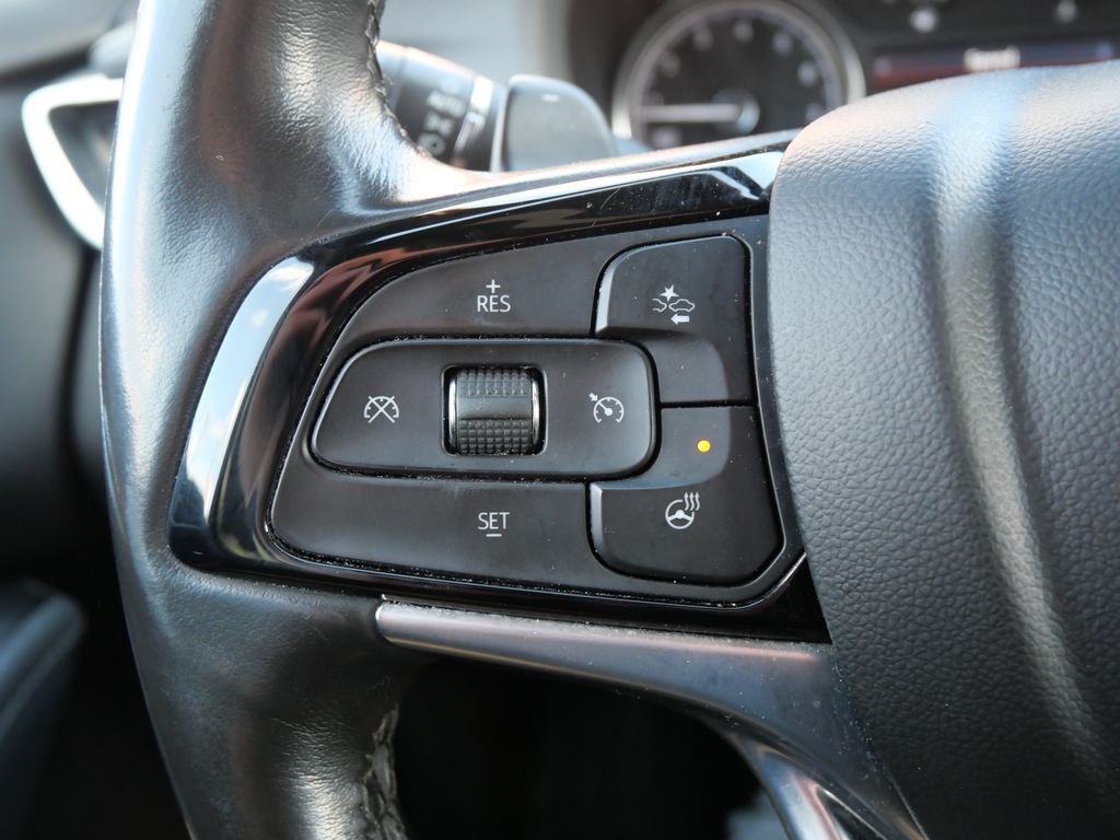 2023 Buick Enclave Essence Mt Pleasant MI