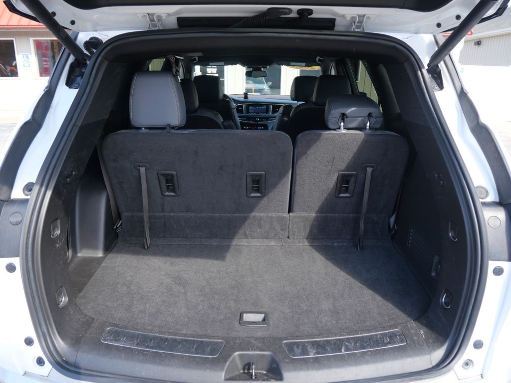 2023 Buick Enclave Essence Mt Pleasant MI