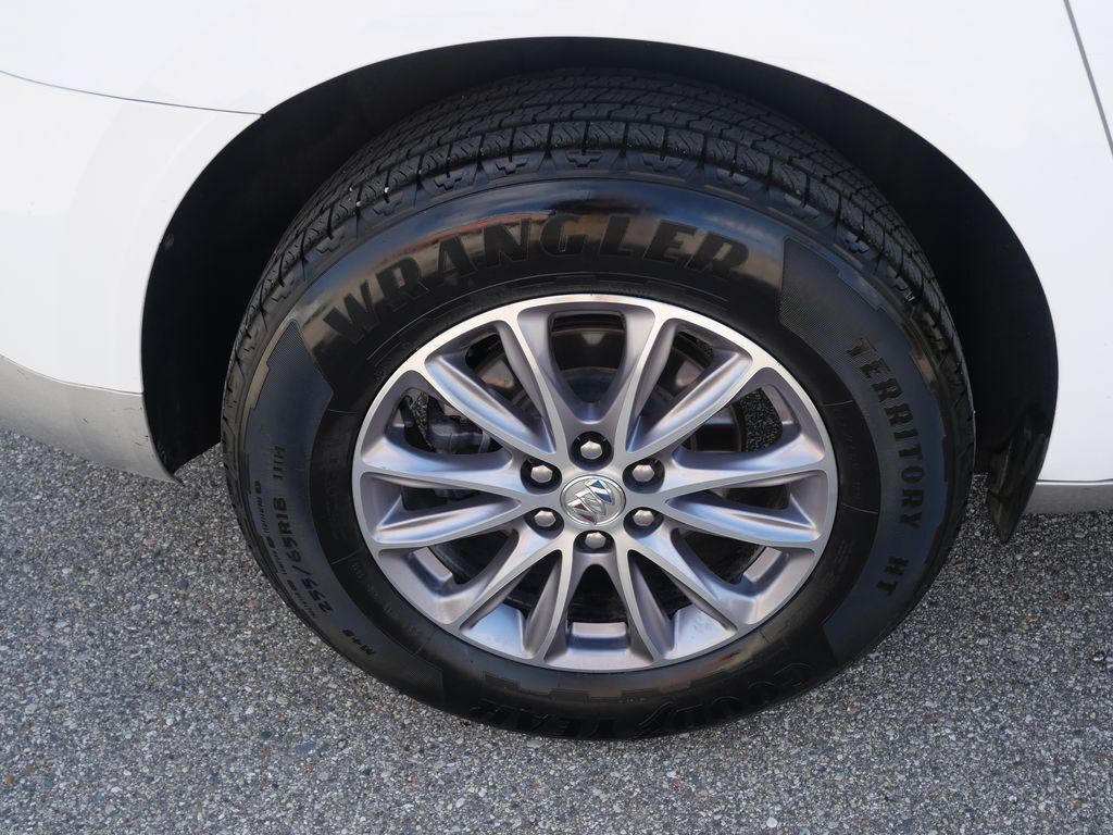 2023 Buick Enclave Essence Mt Pleasant MI