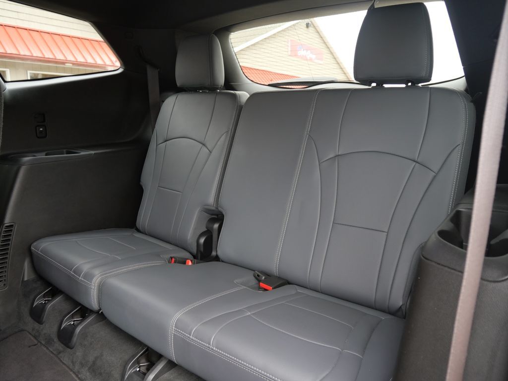 2023 Buick Enclave Essence Mt Pleasant MI