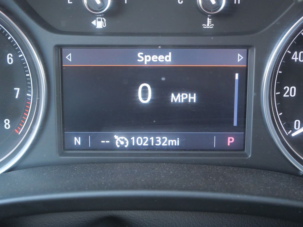 2023 Buick Enclave Essence Mt Pleasant MI