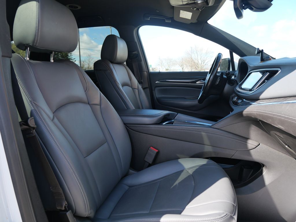 2023 Buick Enclave Essence Mt Pleasant MI