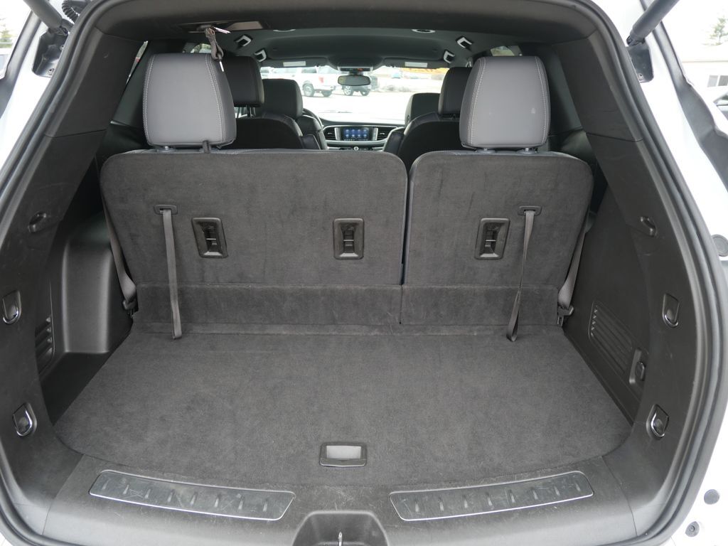 2023 Buick Enclave Essence Mt Pleasant MI