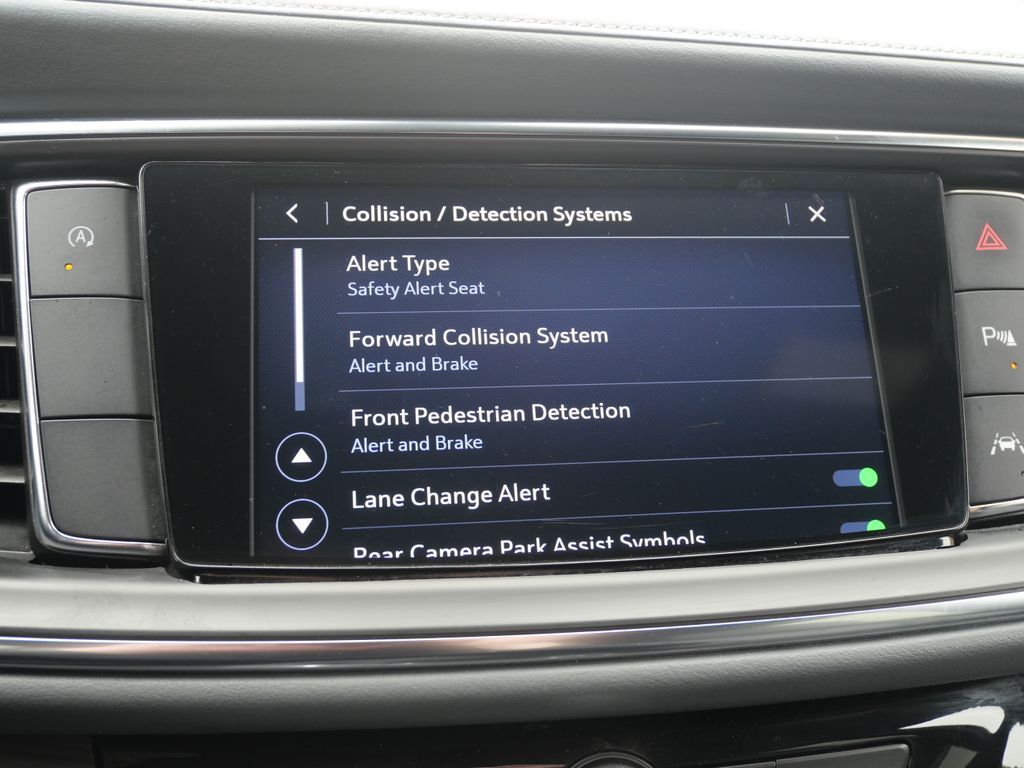 2023 Buick Enclave Essence Mt Pleasant MI