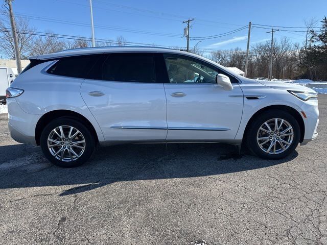 2023 Buick Enclave Essence Carbondale IL