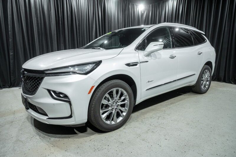 2023 Buick Enclave FWD 4dr Avenir SUV