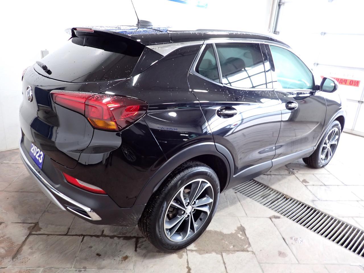 2023 Buick Encore GX Essence AWD 4DR LEATHER Listowel ON