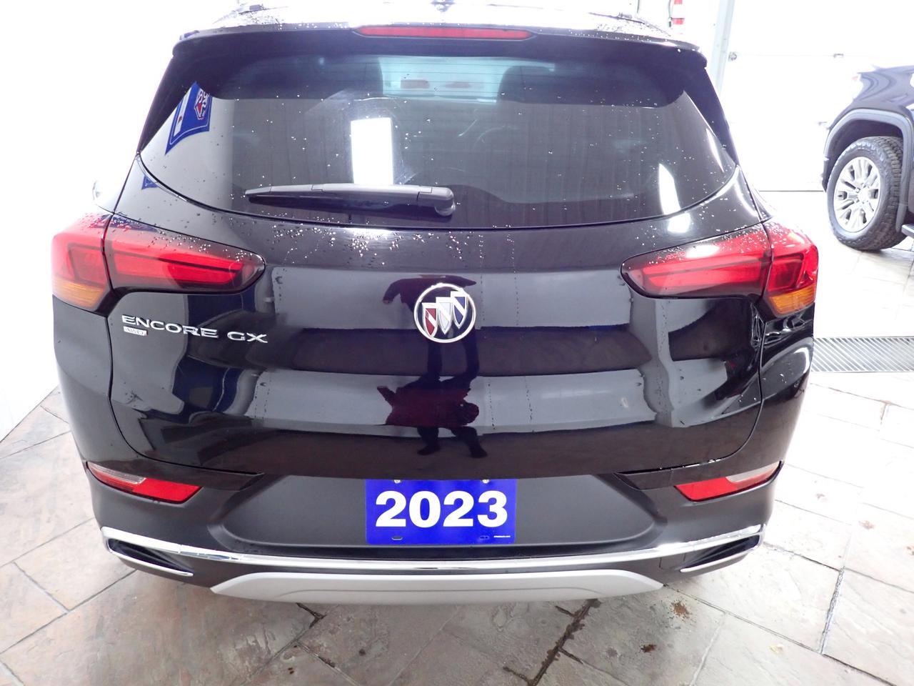 2023 Buick Encore GX Essence AWD 4DR LEATHER Listowel ON