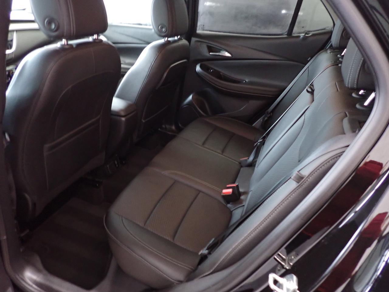 2023 Buick Encore GX Essence AWD 4DR LEATHER Listowel ON