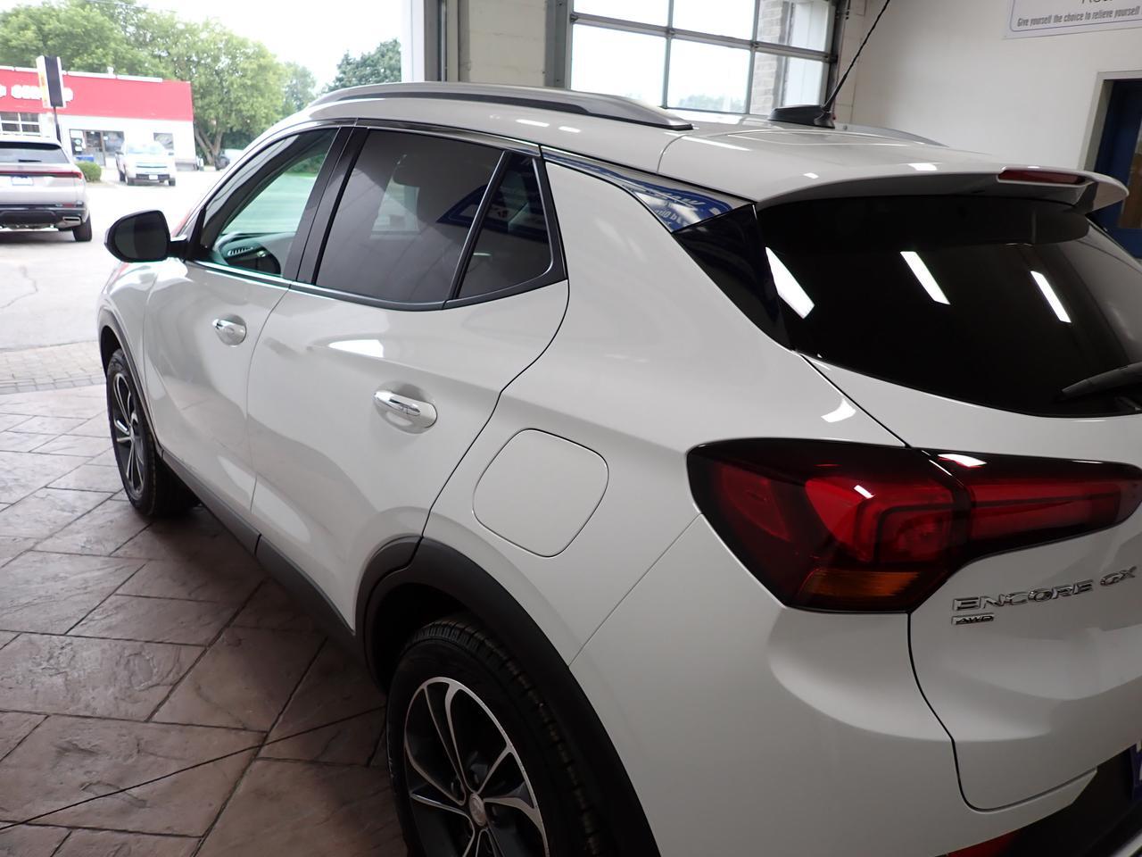 2023 Buick Encore GX Essence AWD 4DR LEATHER Listowel ON